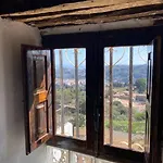 Casa Aya Nyaraló